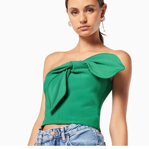 Elliatt magnificent top - Picture 1 of 3